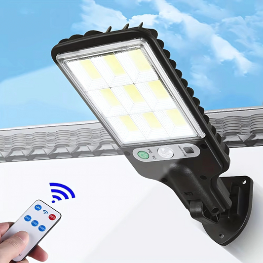 BrightGuard™ Super Solar Street Light